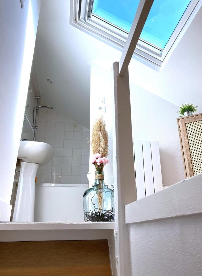 Elegant - Studio Proche Cathédrale Et Au Calme Appartement *
